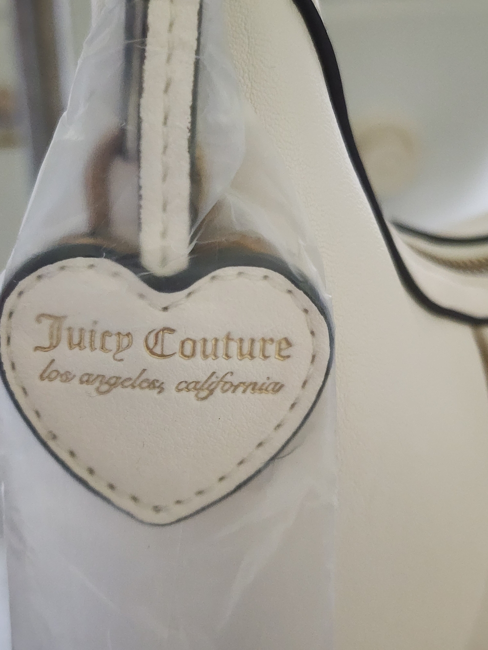 Juicy Couture Off White Logo Hobo Shoulder Bag Zip, Gold Hardware, Heart Charms - Picture 4 of 9